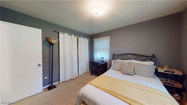 6061 Chapel Road, Madison, OH 44057