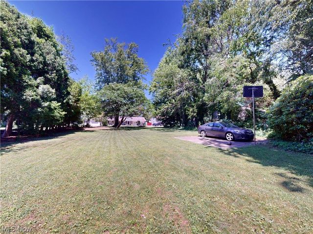 6061 Chapel Road, Madison, OH 44057