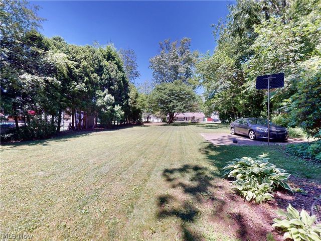 6061 Chapel Road, Madison, OH 44057