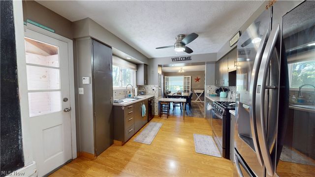 6061 Chapel Road, Madison, OH 44057