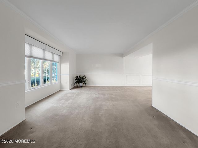 7 Meadow Court, Hazlet, NJ 07730