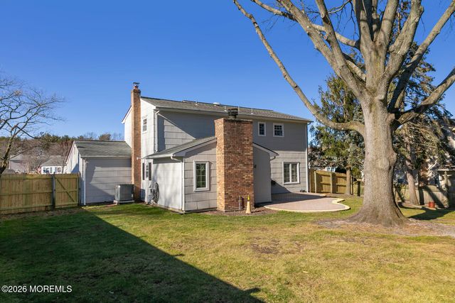 7 Meadow Court, Hazlet, NJ 07730