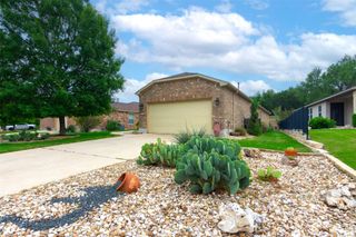 824 Salado Creek LN, Georgetown, TX 78633
