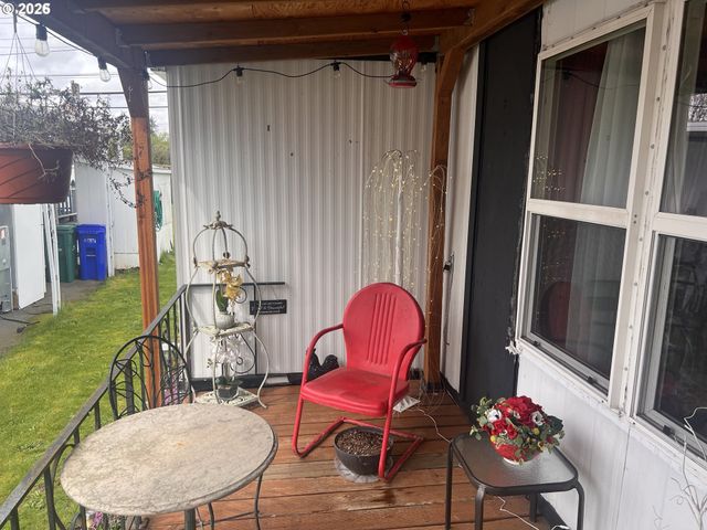 522 Se 199TH Ave, Portland, OR 97233