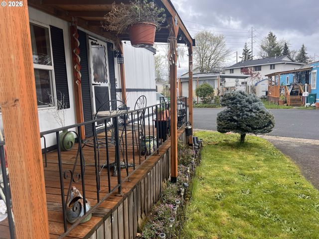 522 Se 199TH Ave, Portland, OR 97233