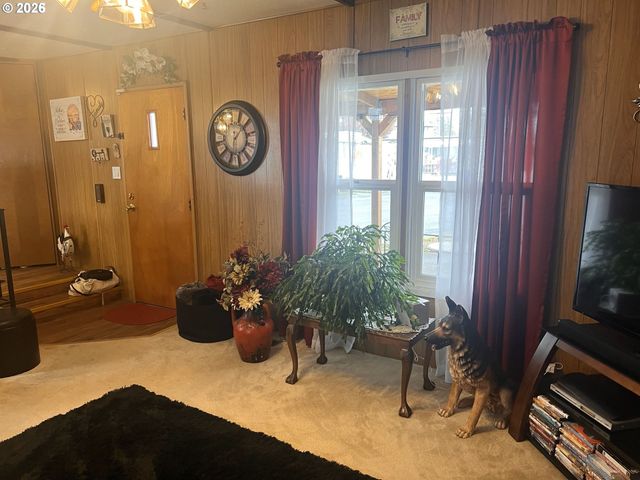 522 Se 199TH Ave, Portland, OR 97233