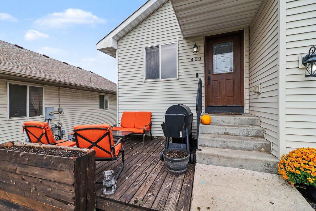 409 Juniper Lane NW, Montgomery, MN 56069 — photo 3