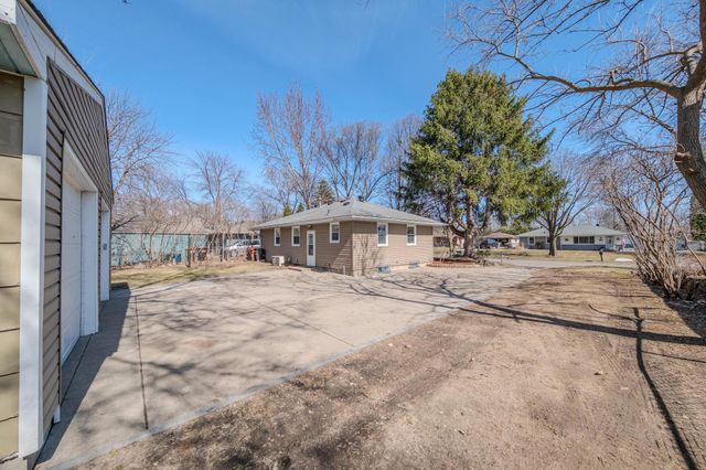 8622 Granada Avenue S, Cottage Grove, MN 55016