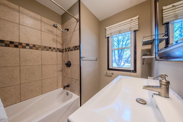 8622 Granada Avenue S, Cottage Grove, MN 55016