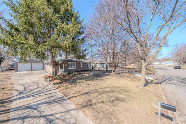 8622 Granada Avenue S, Cottage Grove, MN 55016