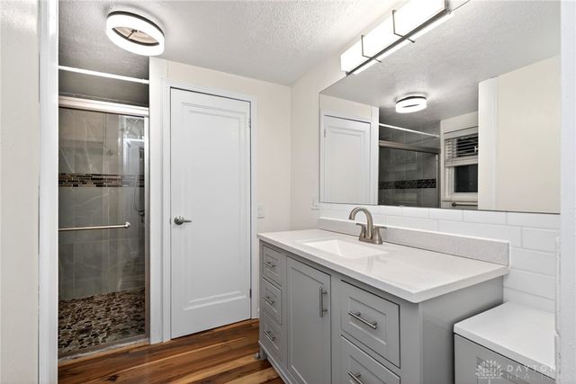 556 Shadowlawn Avenue, Dayton, OH 45419