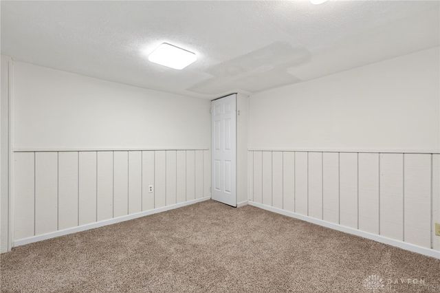 556 Shadowlawn Avenue, Dayton, OH 45419