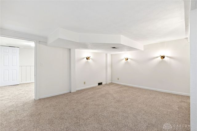 556 Shadowlawn Avenue, Dayton, OH 45419