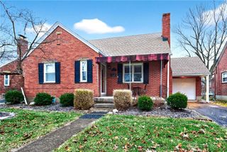 556 Shadowlawn Avenue, Dayton, OH 45419