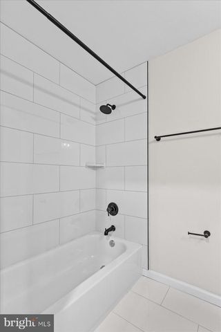 1360 BARNABY TER SE, Washington, DC 20032