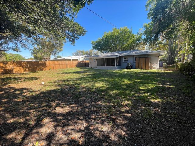 5841 4TH AVENUE N, St Petersburg, FL 33710