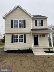 1040 HICKORY DR, Vineland, NJ 08360