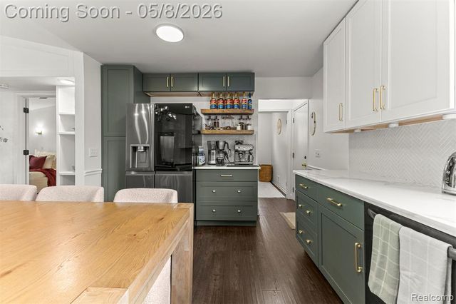 34048 Fonville Drive, Livonia, MI 48152