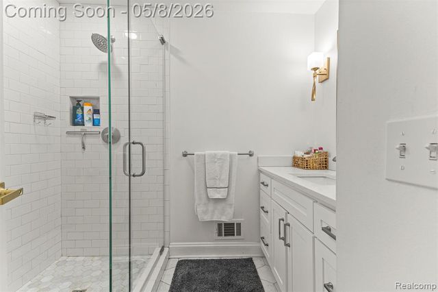 34048 Fonville Drive, Livonia, MI 48152