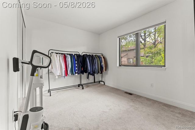 34048 Fonville Drive, Livonia, MI 48152