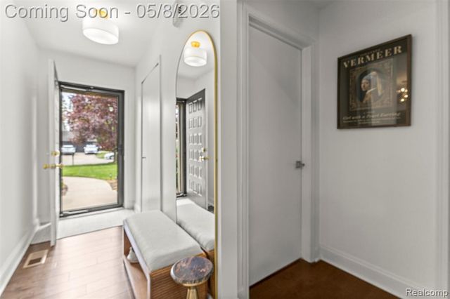 34048 Fonville Drive, Livonia, MI 48152