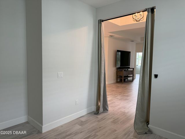 263 Island Breeze Avenue, Daytona Beach, FL 32124