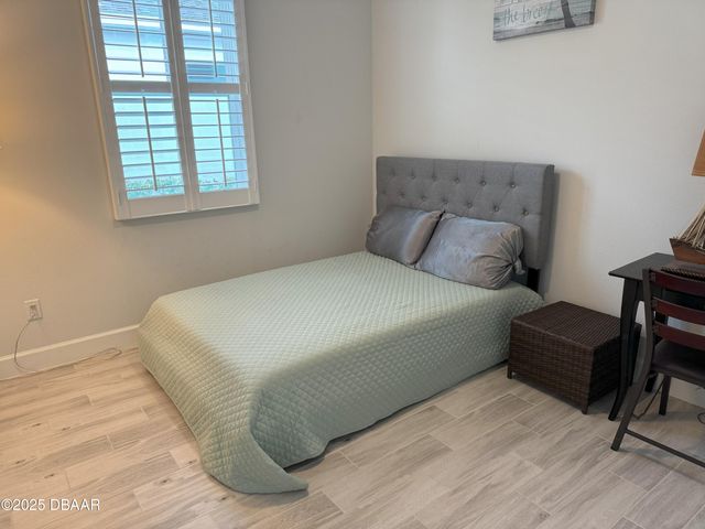 263 Island Breeze Avenue, Daytona Beach, FL 32124