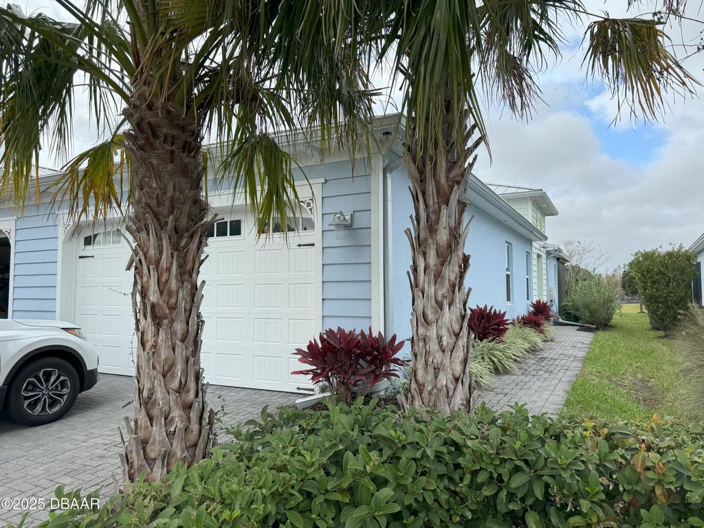 263 Island Breeze Avenue, Daytona Beach, FL 32124