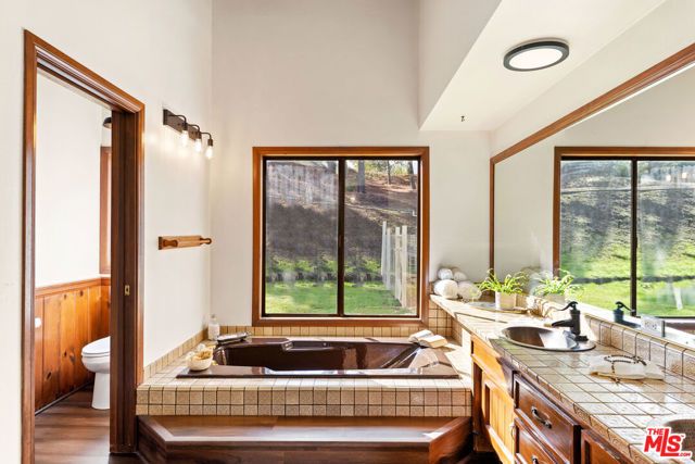 2171 Mckain Street, Calabasas, CA 91302