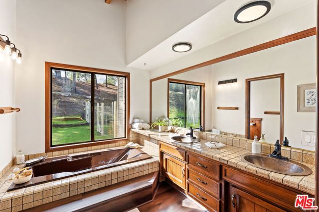 2171 Mckain Street, Calabasas, CA 91302