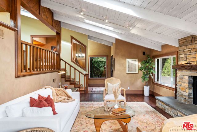 2171 Mckain Street, Calabasas, CA 91302