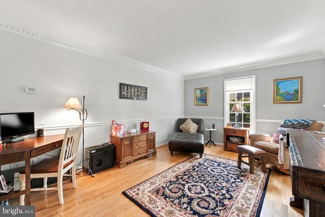 7101 WESTMORELAND DR, Warrenton, VA 20187