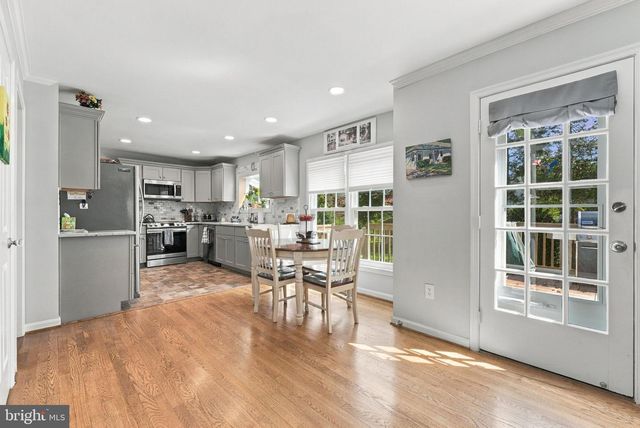 7101 WESTMORELAND DR, Warrenton, VA 20187