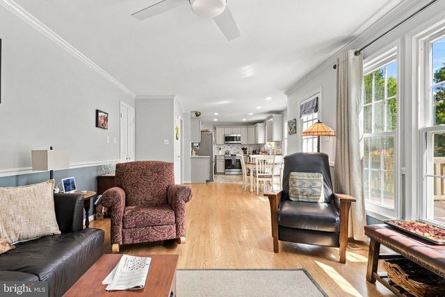 7101 WESTMORELAND DR, Warrenton, VA 20187