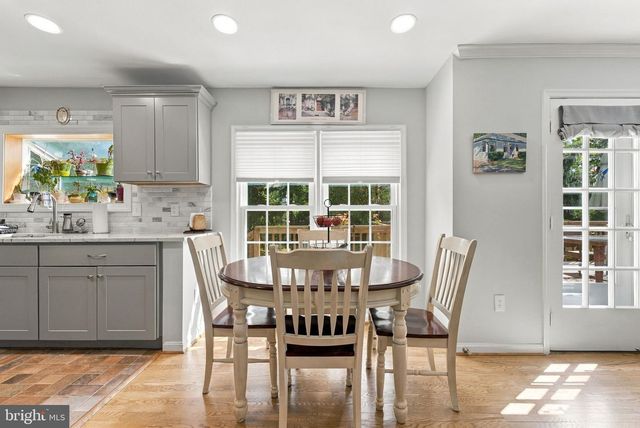 7101 WESTMORELAND DR, Warrenton, VA 20187