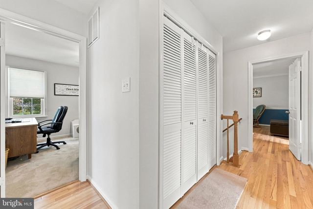 7101 WESTMORELAND DR, Warrenton, VA 20187