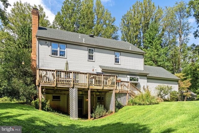7101 WESTMORELAND DR, Warrenton, VA 20187