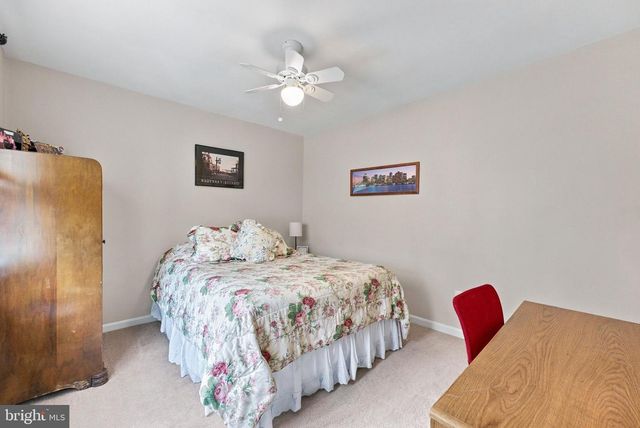 7101 WESTMORELAND DR, Warrenton, VA 20187