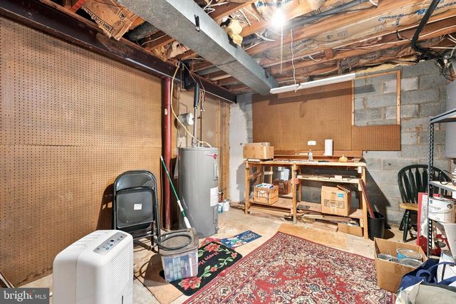 7101 WESTMORELAND DR, Warrenton, VA 20187