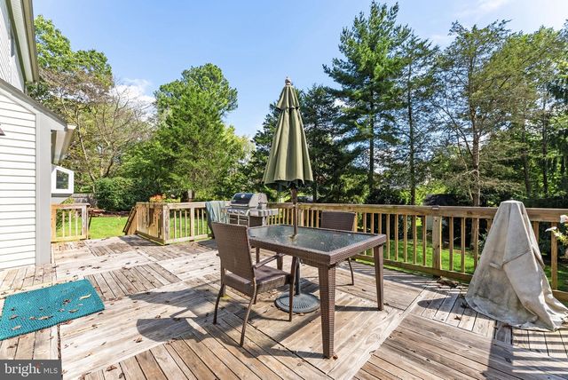7101 WESTMORELAND DR, Warrenton, VA 20187