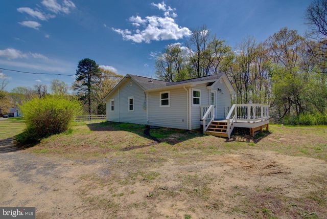 10061 KINGS, Montross, VA 22520