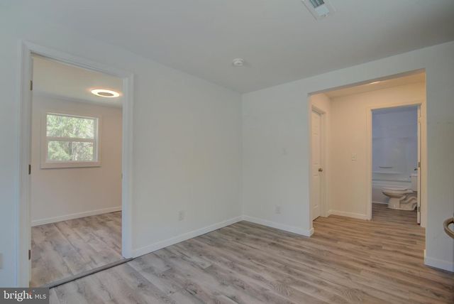 10061 KINGS, Montross, VA 22520
