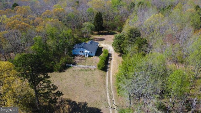 10061 KINGS, Montross, VA 22520