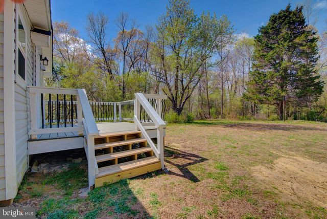 10061 KINGS, Montross, VA 22520
