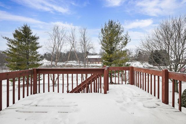 7709 Crawling Stone Road, Madison, WI 53719