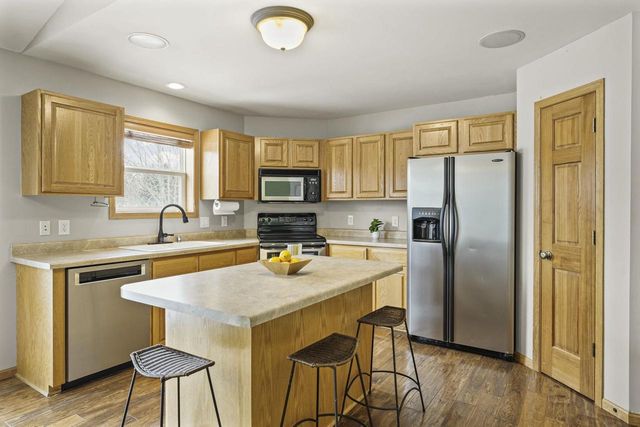 7709 Crawling Stone Road, Madison, WI 53719