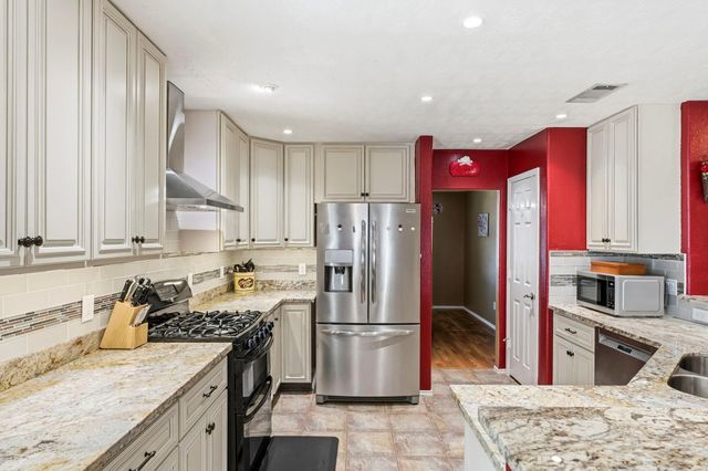 32119 Archer Park, Conroe, TX 77385