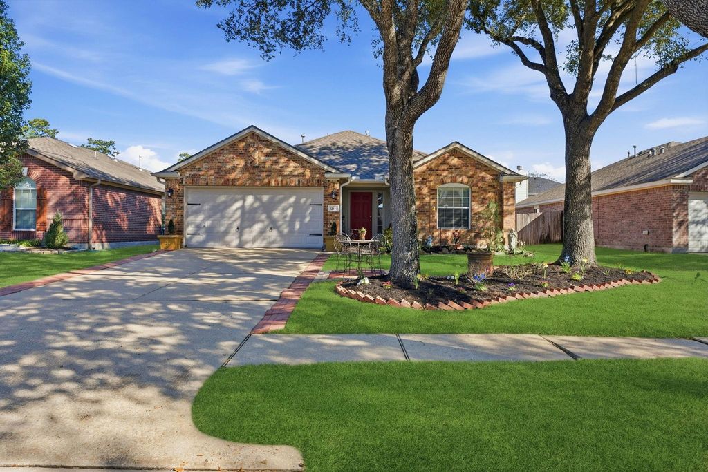 32119 Archer Park, Conroe, TX 77385