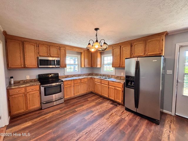 3765 Dunn Road, Roseboro, NC 28382
