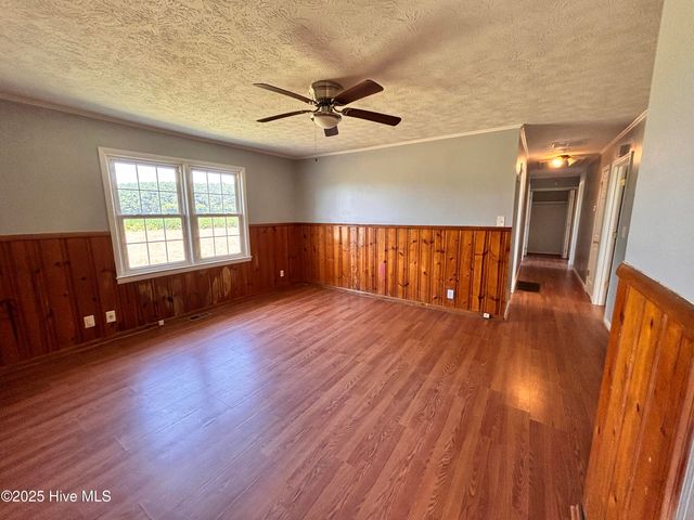 3765 Dunn Road, Roseboro, NC 28382